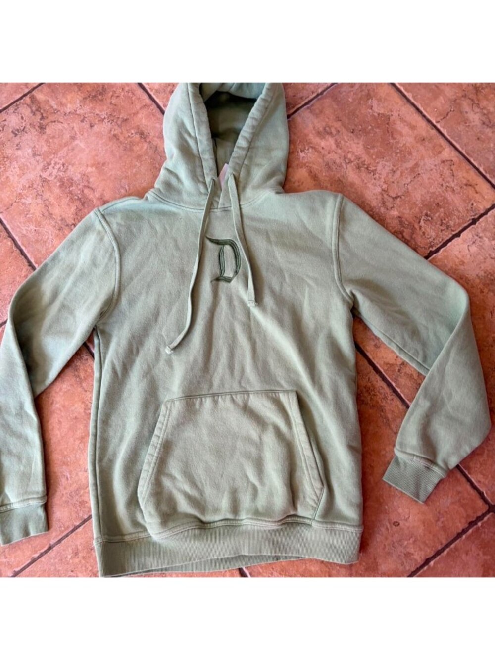 Disney Parks Disneyland D Logo Castle Back Sweater Christmas Hoodie Limited XS - Picture 2 of 5